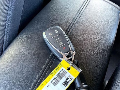 Used 2024 Chevrolet Malibu LT FWD image 15