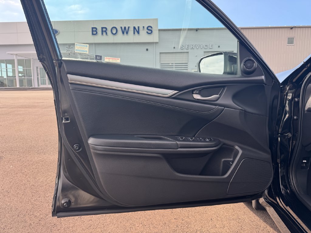 Used 2017 Honda Civic EX-L image 10