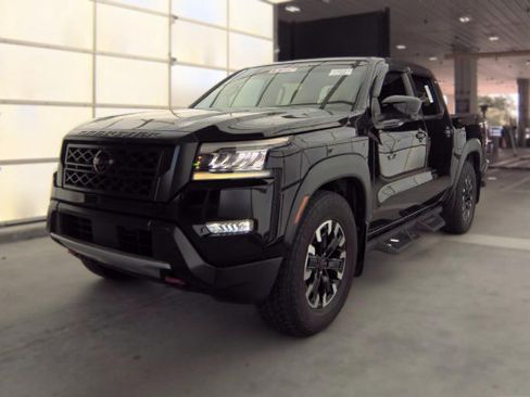 Used 2022 Nissan Frontier Pro-X RWD image 1