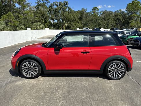 New 2026 MINI Cooper 2-Door Hardtop image 4