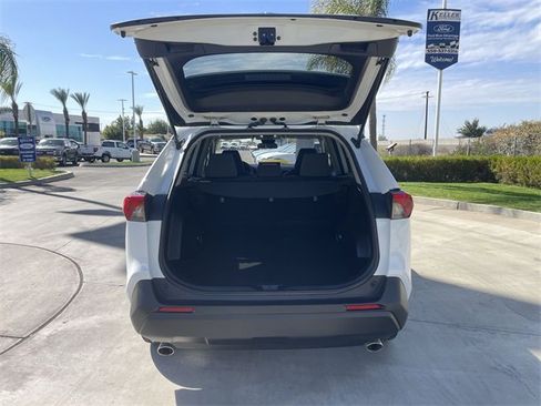 Used 2023 Toyota RAV4 XLE image 25