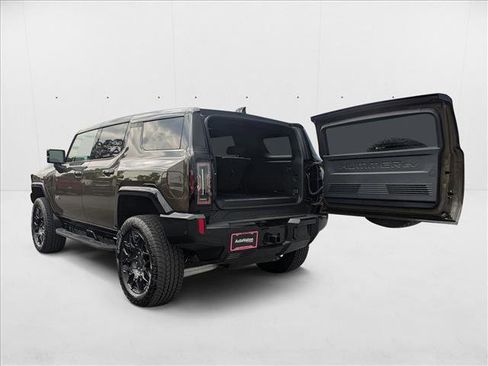 New 2025 GMC Hummer EV 2X AWD/4WD image 9