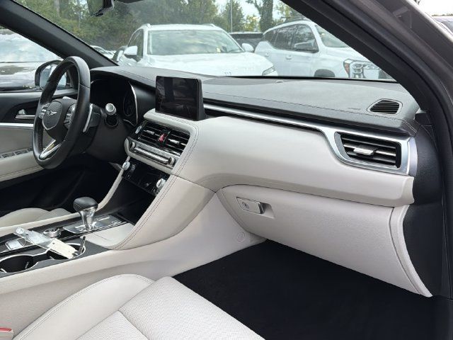 Used 2025 Genesis G70 2.5T AWD/4WD image 18
