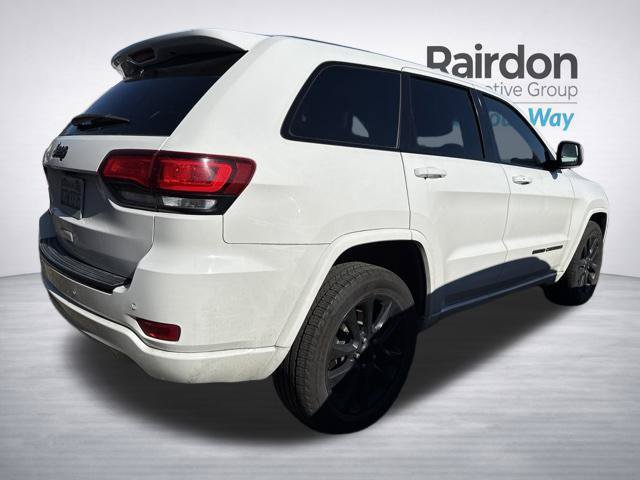 Used 2018 Jeep Grand Cherokee Altitude AWD/4WD image 11