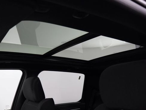 New 2026 RAM 1500 4x4 Crew Cab image 24