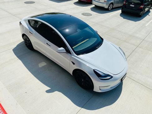 Used 2021 Tesla Model 3 Standard Range Plus RWD image 7
