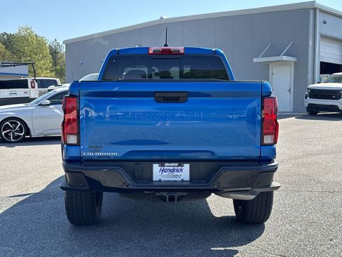 Used 2024 Chevrolet Colorado Trail Boss w/ Advanced Trailering Package AWD/4WD image 9