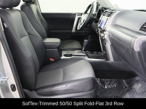 Used 2022 Toyota 4Runner SR5 Premium w/ Moonroof Package image 19