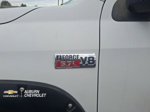 Used 2010 Toyota Tundra 4x4 CrewMax image 6