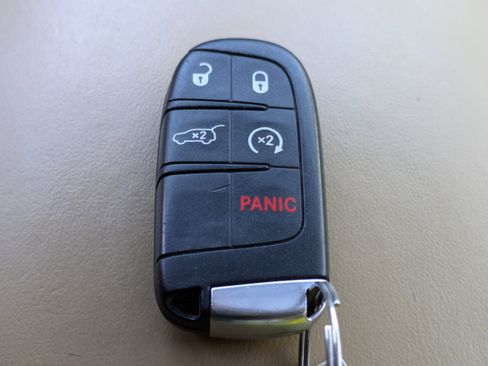 Used 2015 Dodge Durango Citadel w/ Technology Group image 34