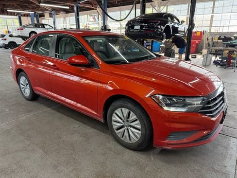 Used 2019 Volkswagen Jetta S w/ Driver Assistance Package FWD image 5