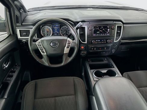 Used 2019 Nissan Titan SV w/ SV Convenience Package AWD/4WD image 22