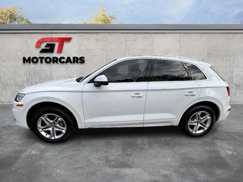 Used 2019 Audi Q5 2.0T Premium w/ Convenience Package image 2