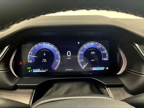 Used 2024 Jeep Grand Cherokee Limited image 21