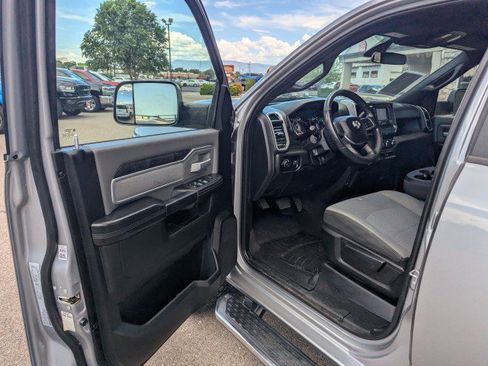 Used 2021 RAM 2500 Big Horn AWD/4WD image 2