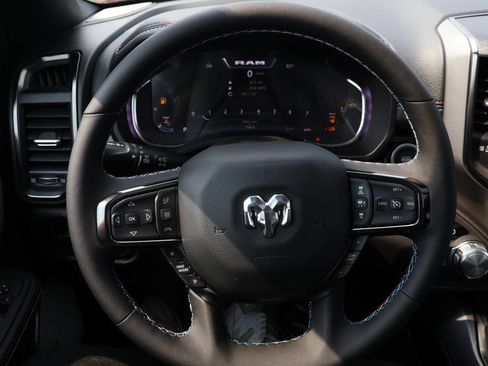 New 2026 RAM 1500 Laramie AWD/4WD image 30