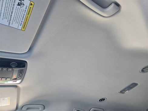 New 2026 Kia Carnival image 18