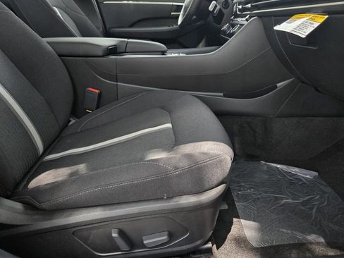 New 2025 Hyundai Sonata SEL image 9