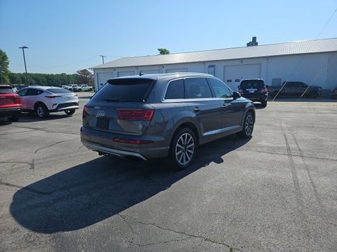 Used 2019 Audi Q7 3.0T Premium w/ Cold Weather Package AWD/4WD image 6