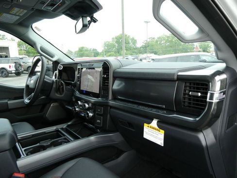 New 2026 Ford F350 Lariat w/ Black Appearance Package AWD/4WD image 11