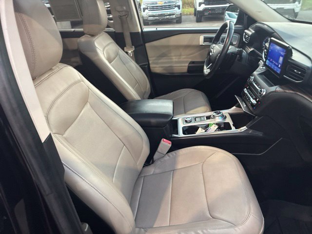 Used 2020 Ford Explorer Limited w/ Class III Trailer Tow Package AWD/4WD image 9