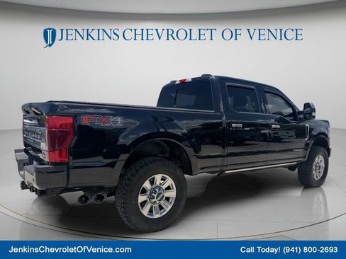 Used 2020 Ford F350 Platinum AWD/4WD image 4