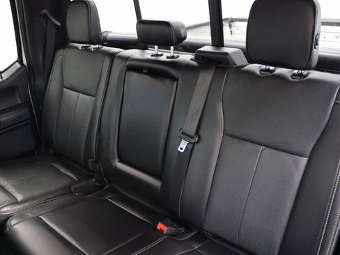 Used 2018 Ford F150 Lariat w/ Equipment Group 502A Luxury image 23