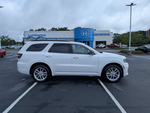 Used 2024 Dodge Durango GT AWD/4WD image 2