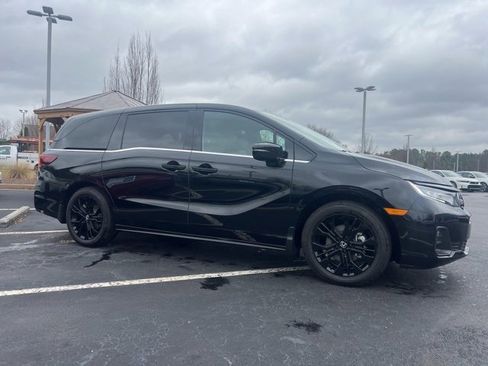 Certified 2026 Honda Odyssey Sport-L image 4