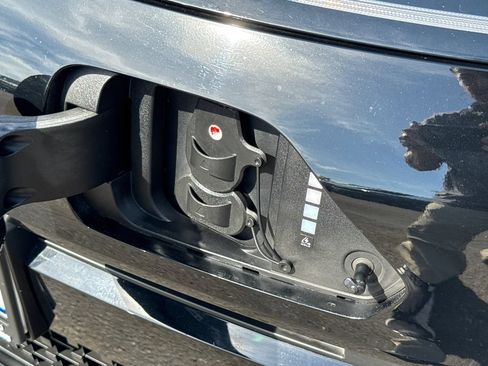 Used 2024 Hyundai Kona SEL FWD image 7