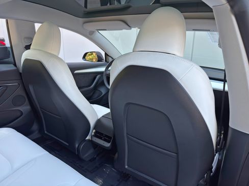 Used 2023 Tesla Model 3 Standard Range RWD image 37