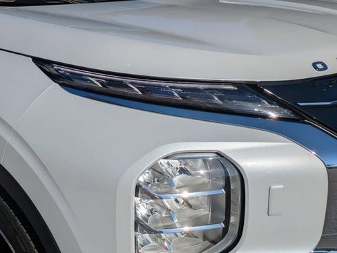 Used 2023 Mitsubishi Outlander SEL AWD/4WD image 10