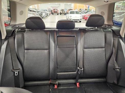 Used 2010 Mercedes-Benz GLK 350 4MATIC 4dr GLK 350 image 31