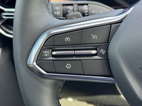 New 2026 Chevrolet Equinox ACTIV w/ Convenience Package III FWD image 15