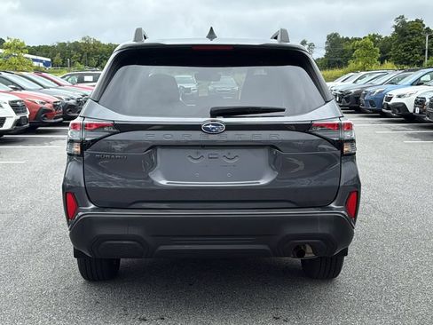 Certified 2025 Subaru Forester Premium AWD/4WD image 5