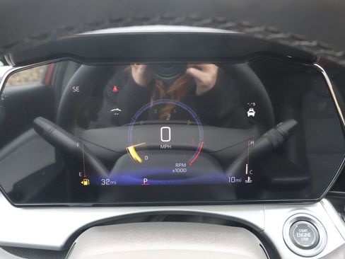 New 2026 Chevrolet Trax LT w/ Sunroof Package image 21