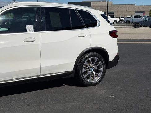 Used 2023 BMW X5 xDrive45e AWD/4WD image 8