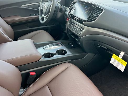 New 2025 Honda Ridgeline RTL image 12