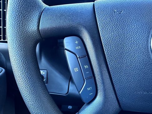 Used 2025 Chevrolet Express 2500 Extended w/ Communications Package image 19