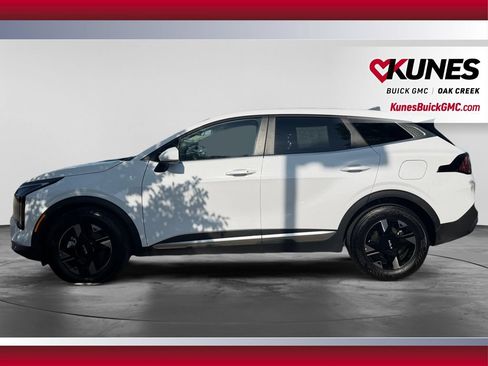 Used 2026 Kia Sportage LX FWD image 6