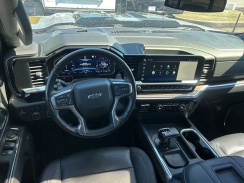 Used 2022 Chevrolet Silverado 1500 LT Trail Boss w/ LT Trail Boss Premium Package image 28