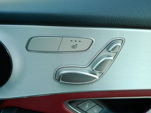 Used 2022 Mercedes-Benz GLC 300 w/ AMG Line image 23