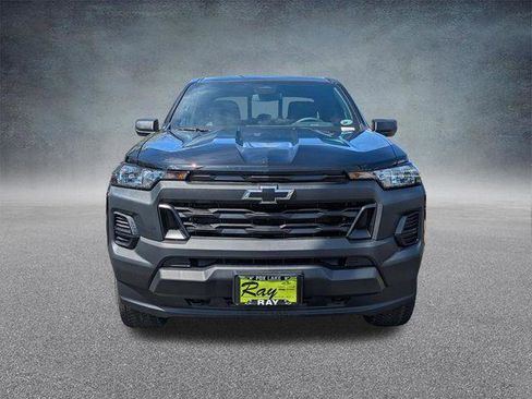 New 2026 Chevrolet Colorado W/T AWD/4WD image 9