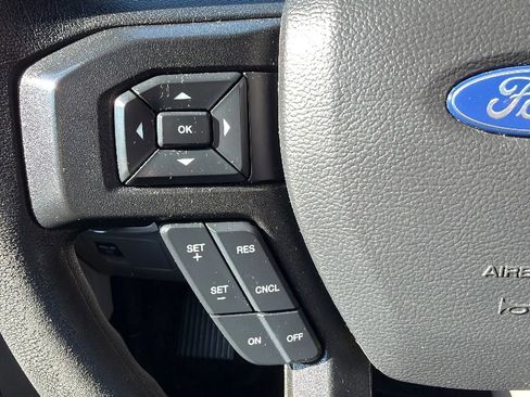Used 2018 Ford F150 XL w/ Equipment Group 101A Mid AWD/4WD image 12