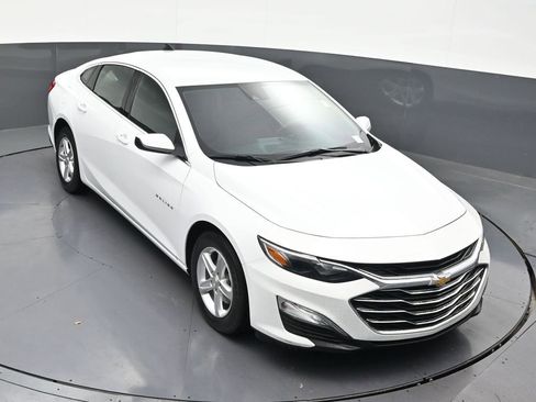 Used 2024 Chevrolet Malibu LS FWD image 24