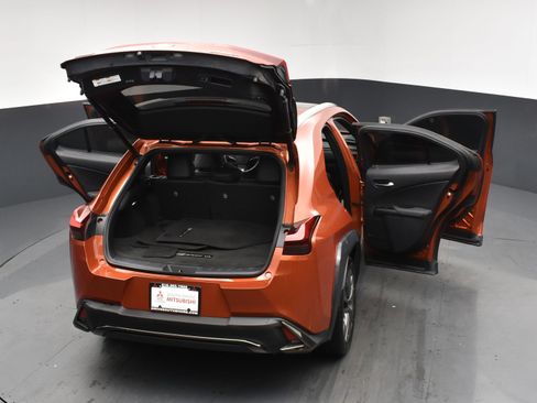 Used 2019 Lexus UX 250h F Sport w/ F Sport Premium Package image 29