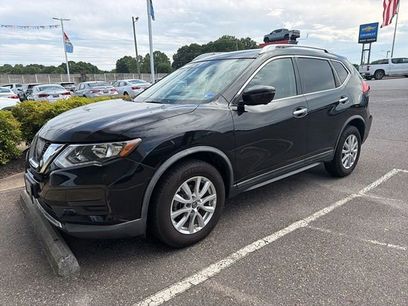 Used 2017 Nissan Rogue SV w/ SV Premium Package