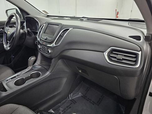 Used 2021 Chevrolet Equinox LT FWD image 12