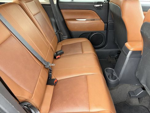 Used 2014 Jeep Compass Limited w/ Sun/Sound Group AWD/4WD image 14