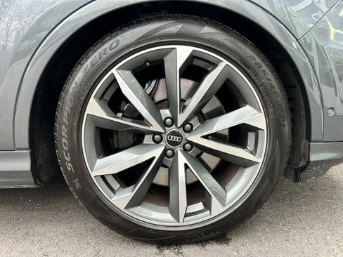Used 2021 Audi SQ7 Premium Plus w/ Driver Assistance Package image 16